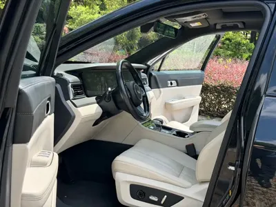 Li Auto Li ONE 2020, 80000 км, за 14643.31 USD
