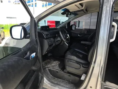 Hyundai Staria 2023, 41069 км, за 8192.2 USD - фото 10