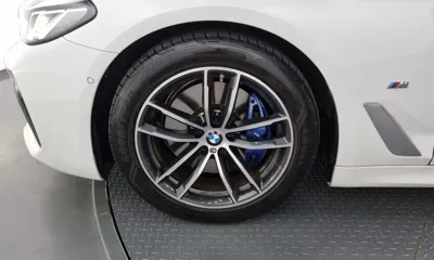 BMW 5-Series 2023, 41766 км, за 24052.52 USD