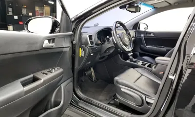 Kia Sportage 2019, 54520 км, за 10444.03 USD - фото 11