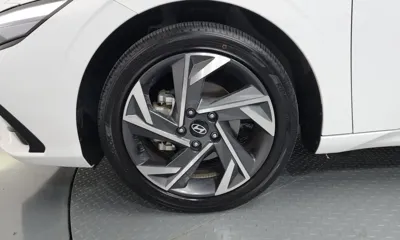 Hyundai Avante 2024, 9788 км, за 15926.67 USD