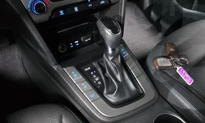 Hyundai Avante 2016, 49048 км, за 7100.98 USD - фото 9