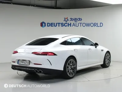 Mercedes-Benz AMG GT 2023, 67770 км, за 44865.52 USD