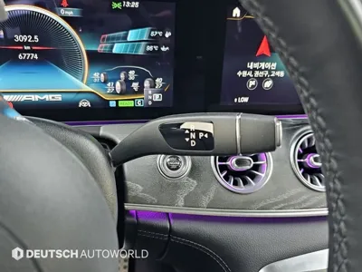 Mercedes-Benz AMG GT 2023, 67770 км, за 44865.52 USD - фото 9