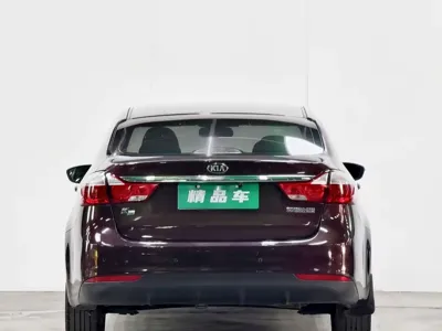 Kia K3 2016, 107000 км, за 3094.19 USD