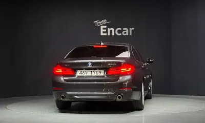 BMW 5-Series 2018, 100763 км, за 14723.13 USD
