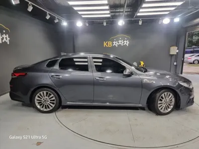 Kia K5 2019, 52006 км, за 9295.97 USD