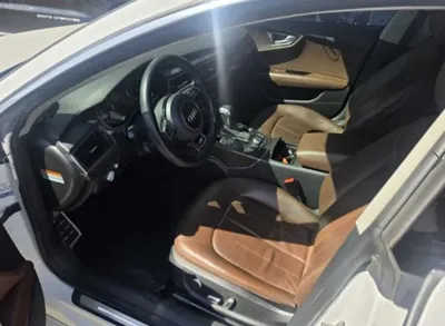 Audi A7 2014, 152737 км, за 5330.56 USD