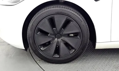 Tesla Model 3 2024, 115648 км, за 26191.41 USD