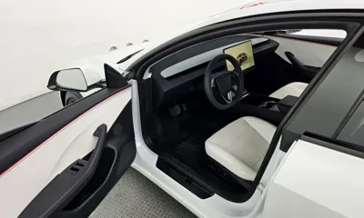 Tesla Model 3 2024, 115648 км, за 25993.5 USD - фото 10