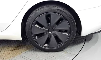 Tesla Model 3 2024, 115648 км, за 25993.5 USD - фото 21