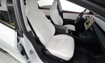 Tesla Model 3 2024, 115648 км, за 25993.5 USD - фото 28