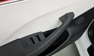 Tesla Model 3 2024, 115648 км, за 25993.5 USD - фото 31