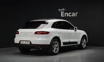 Porsche Macan 2017, 66662 км, за 28338.78 USD