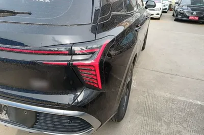 Hongqi HS3 2023, 44400 км, за 13248 USD - фото 9