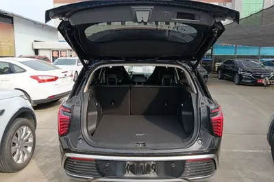Hongqi HS3 2023, 44400 км, за 13248 USD - фото 22