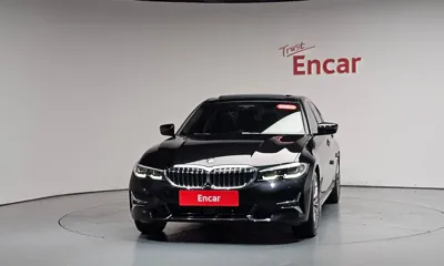 BMW 3-Series 2021, 52675 км, за 18905.08 USD