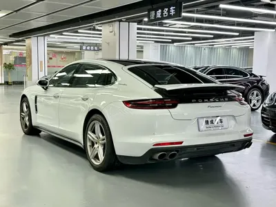 Porsche Panamera 2018, 50000 км, за 61799.86 USD - фото 7