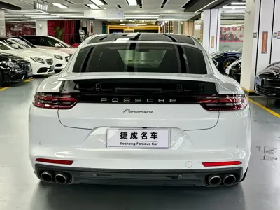 Porsche Panamera 2018, 50000 км, за 61799.86 USD - фото 8