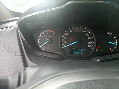 Ford Escort 2017, 89200 км, за 3880.81 USD