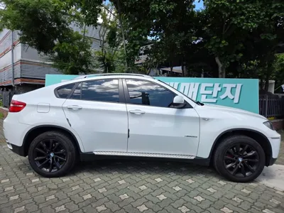 BMW X6 2011, 150000 км, за 6492.06 USD
