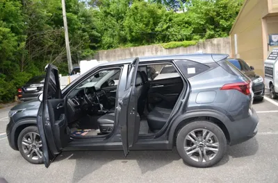 Kia Seltos 2023, 52699 км, за 12936.35 USD