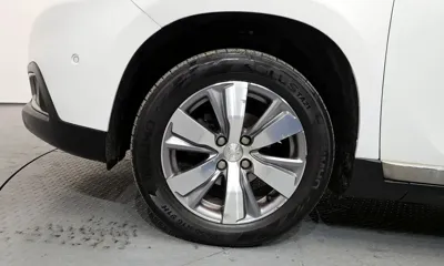 Peugeot 2008 2015, 243216 км, за 1652.57 USD
