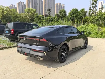 Changan UNI-V 2022, 28000 км, за 7327.7 USD - фото 9