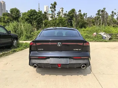 Changan UNI-V 2022, 28000 км, за 7327.7 USD - фото 10
