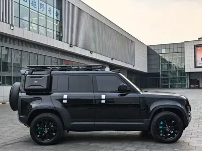 Land Rover Defender 2023, 58000 км, за 89756.94 USD - фото 9
