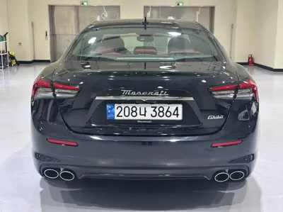 Maserati Ghibli 2023, 2034 км, за 40698.44 USD