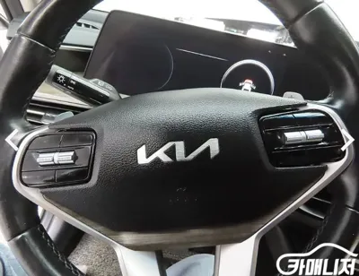 Kia K8 2022, 95796 км, за 11530.95 USD - фото 11