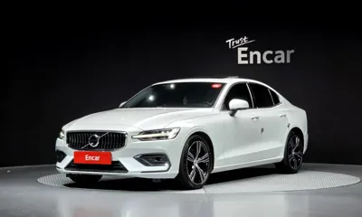 Volvo S60 · 2022 год