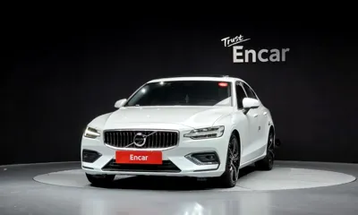 Volvo S60 2022, 28912 км, за 23730.85 USD