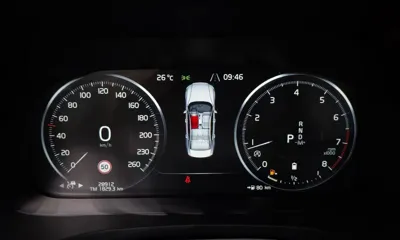 Volvo S60 2022, 28912 км, за 23730.85 USD - фото 8
