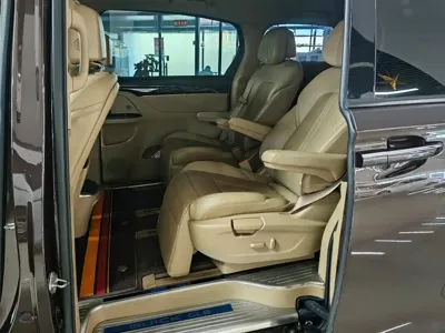 Buick GL8 2019, 102000 км, за 17707.1 USD
