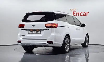 Kia Canival 2019, 108951 км, за 10603.7 USD