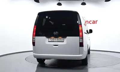 Hyundai Staria 2022, 98469 км, за 16077.35 USD
