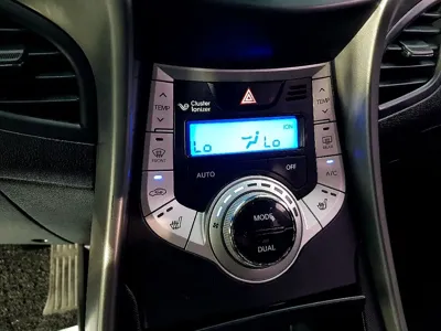 Hyundai Avante 2011, 155000 км, за 1497.69 USD - фото 14