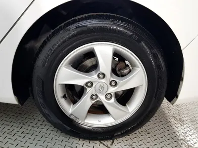 Hyundai Avante 2011, 155000 км, за 1497.69 USD - фото 20