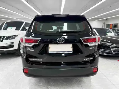 Toyota Highlander 2017, 60000 км, за 14643.31 USD