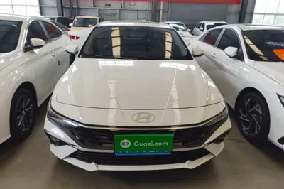 Hyundai Elantra 2023, 100 км, за 13609 USD - фото 2