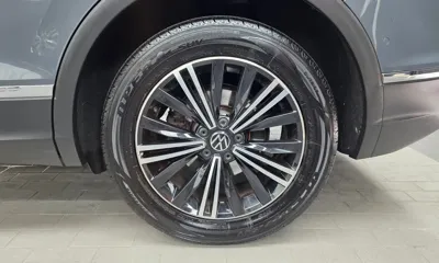 Volkswagen Tiguan 2022, 71330 км, за 41354.86 USD - фото 34