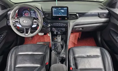 Hyundai Veloster 2021, 113232 км, за 10439.38 USD - фото 7