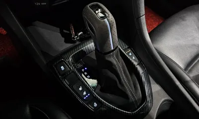 Hyundai Veloster 2021, 113232 км, за 10439.38 USD - фото 9