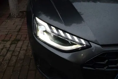 Audi A4L 2023, 23300 км, за 26067 USD - фото 7