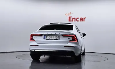 Volvo S60 2024, 47341 км, за 22427.35 USD - фото 4