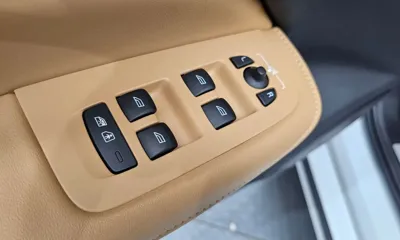 Volvo S60 2024, 47341 км, за 22427.35 USD - фото 36