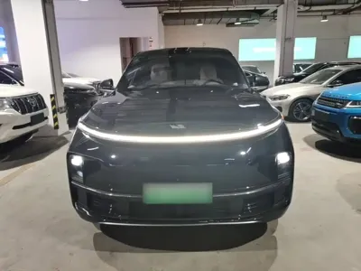 Li Auto Li L9 2023, 49400 км, за 36285.47 USD