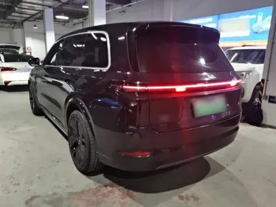 Li Auto Li L9 2023, 49400 км, за 36285.47 USD